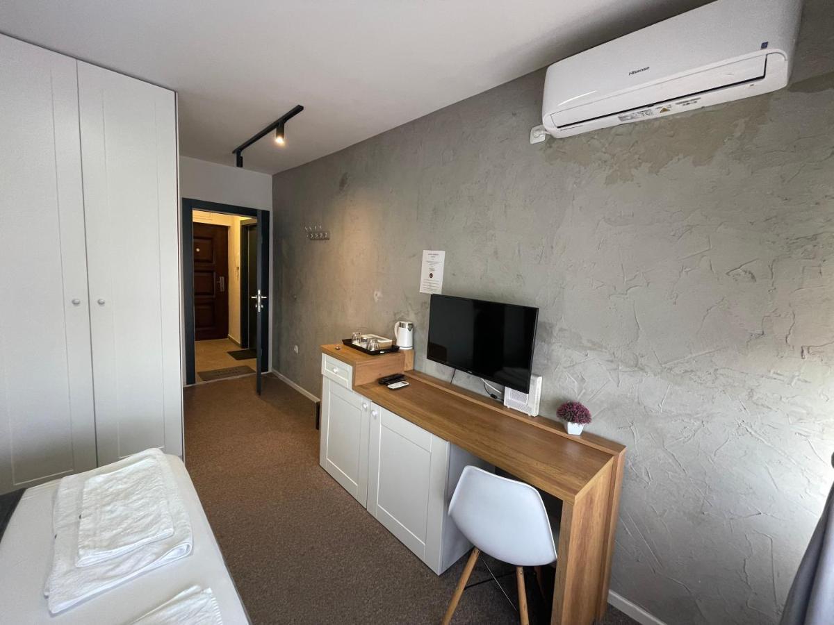 New Prishtina Luxury Rooms بريشتاين المظهر الخارجي الصورة
