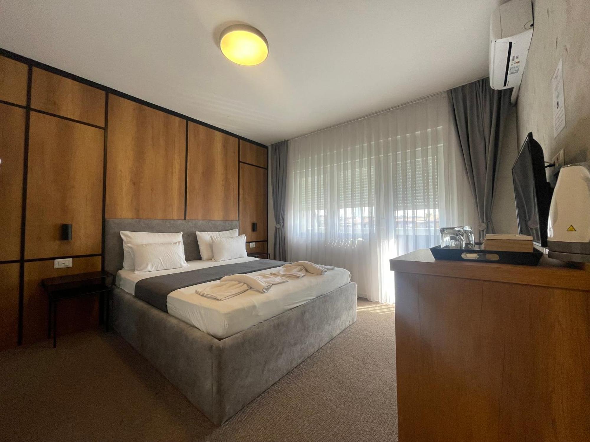 New Prishtina Luxury Rooms بريشتاين المظهر الخارجي الصورة